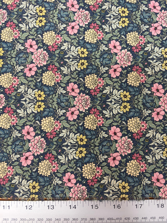Dahlia Garden inspired 100% Cotton (price per 25cm)