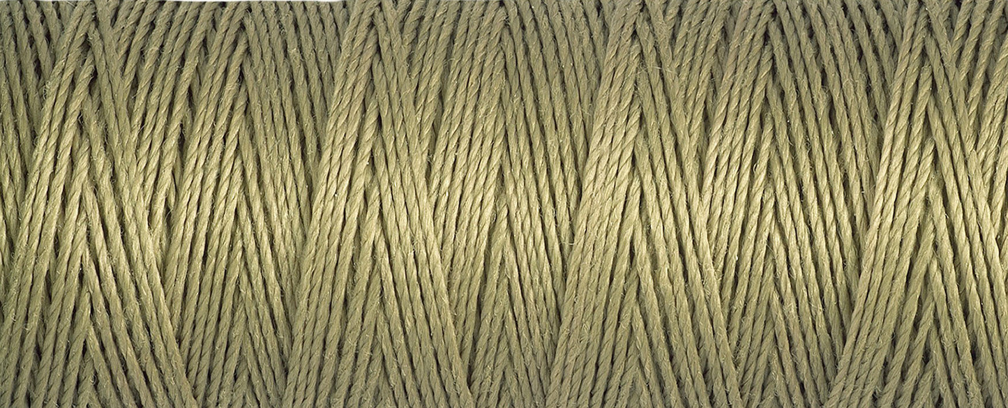 Gutterman Top Stitch Thread: 30m