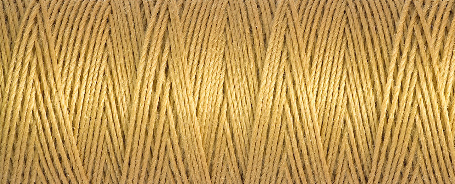 Gutterman Top Stitch Thread: 30m