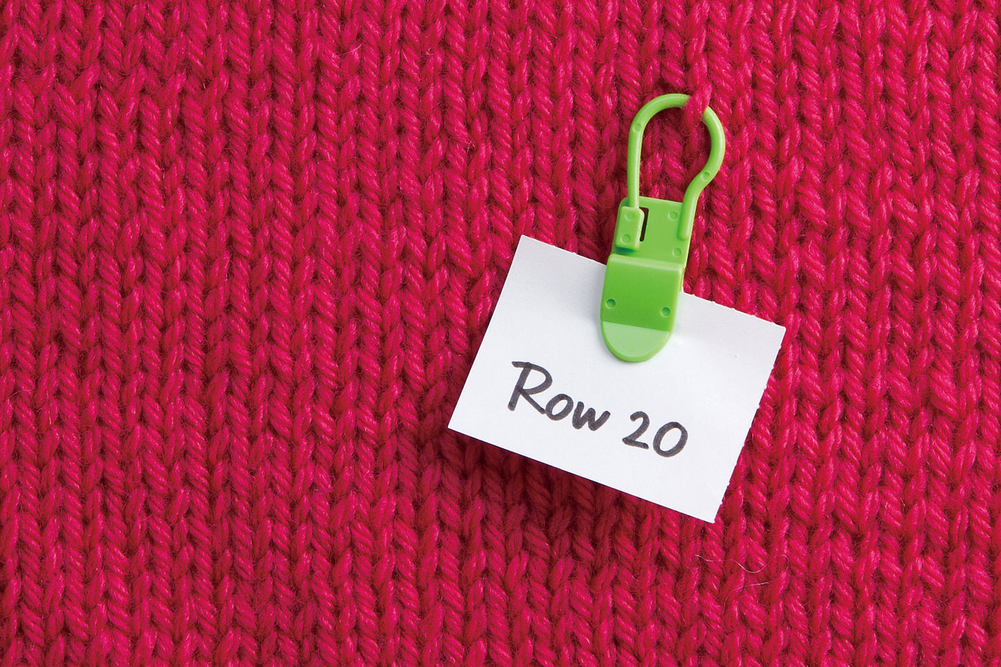 Clover Stitch Markers: Locking with Clip