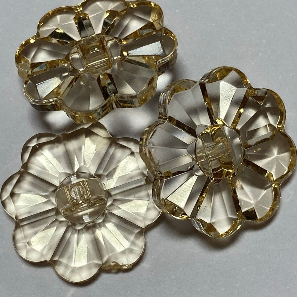 20mm Orange Flower Button (B120)