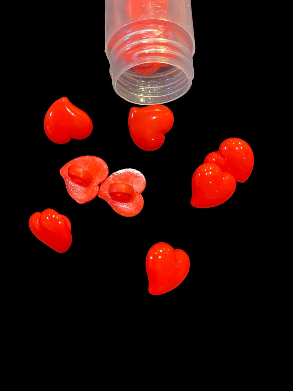 19mm Red Heart Shank Button