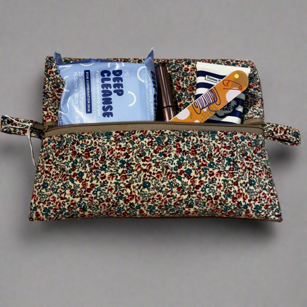 Make up bag - Vintage Ditsy