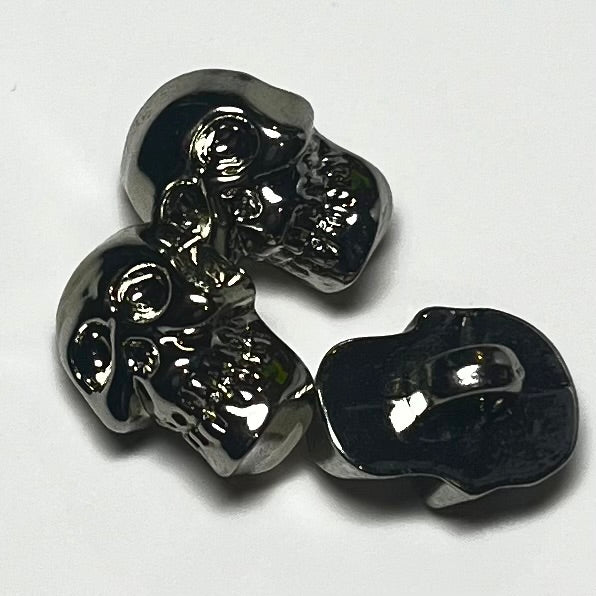 15mm silver Skull Button (B150)