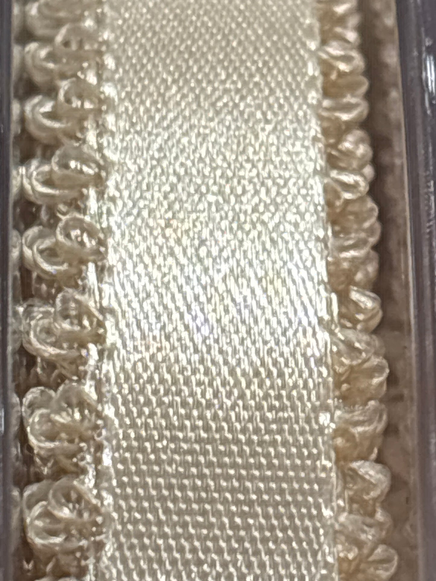 10mm Feather Edge Ribbon - Champagne (Price per 25cm)