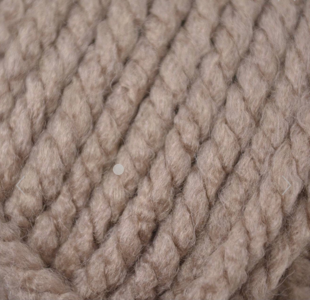 Patons Fab Big - Blush Heather