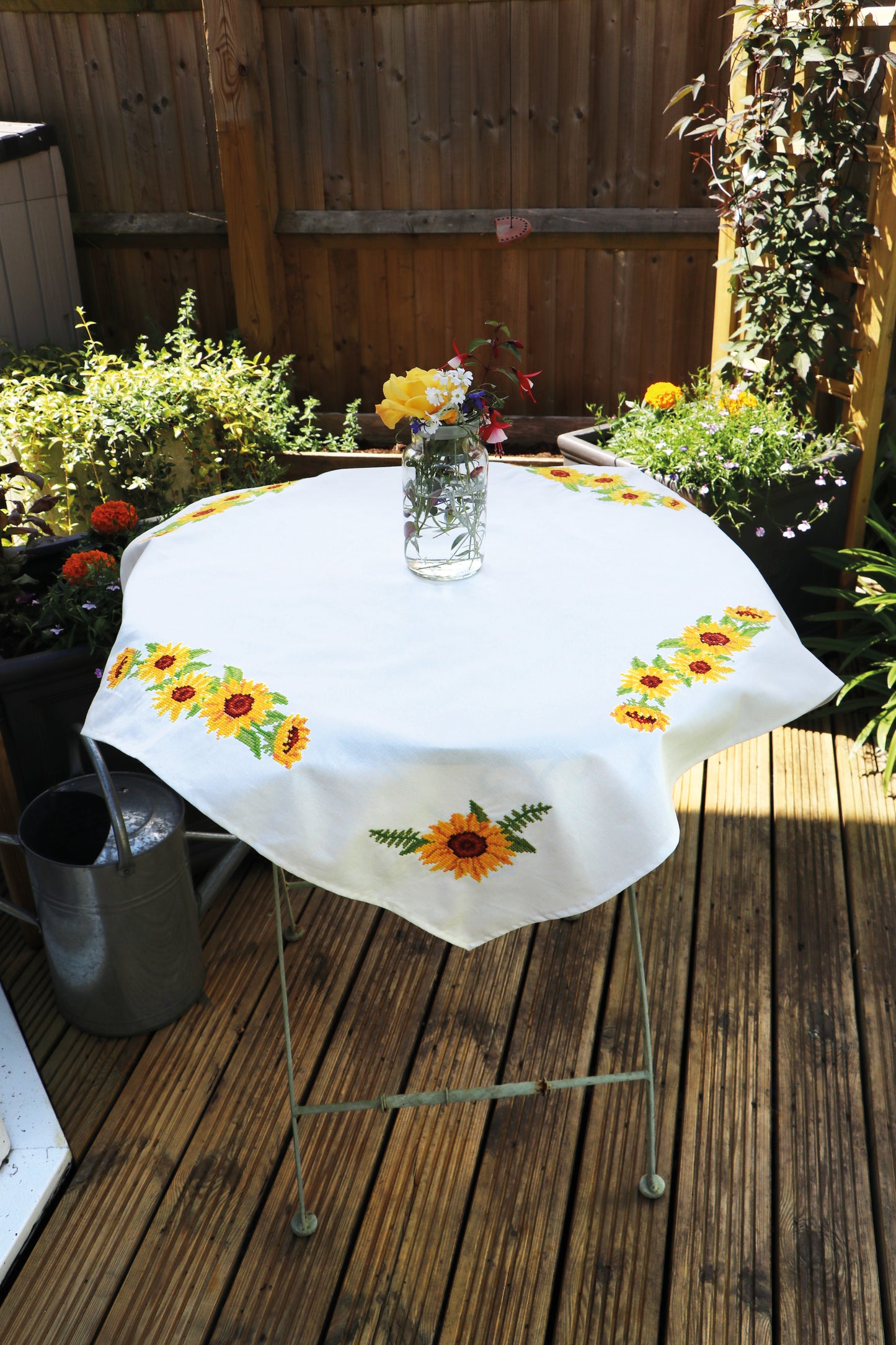 Tablecloth Embroidery Kit - Sunflowers