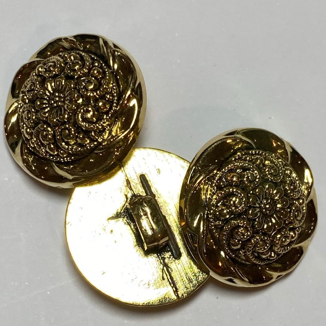 19mm Golden Swirl Button (B124)