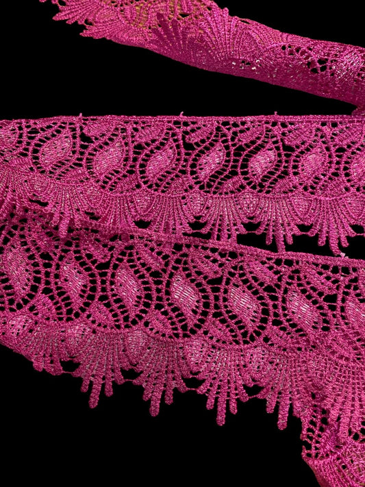 9cm Guippure Lace - Cerise (Price per 25cm)