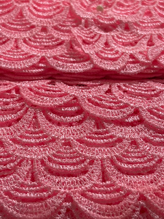 8.5cm Pink Wave Guippure Lace Trim (Price per 25cm)