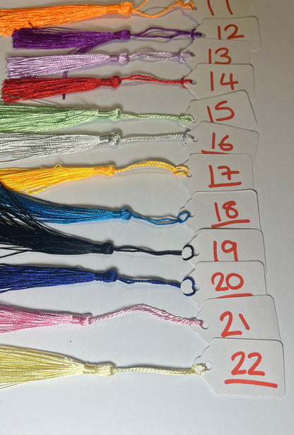 Tassel (22 Colours)