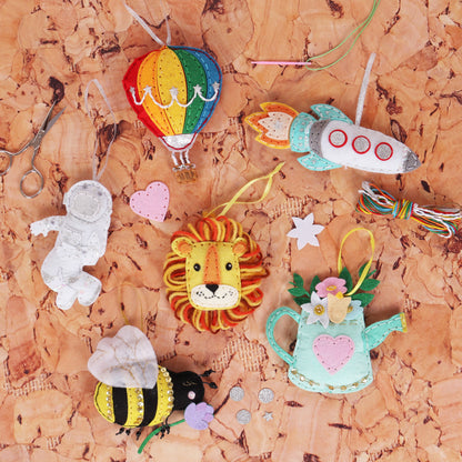 Trimits Felt Decoration Kit Hot Air Balloon