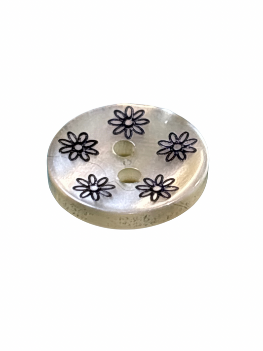 15mm 4 Hole Flower Button