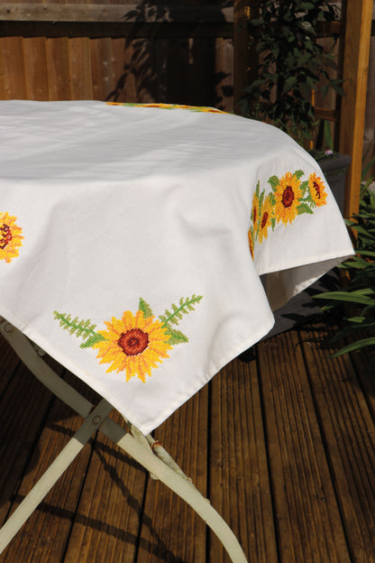 Trimits Tablecloth Embroidery Kit - Sunflowers