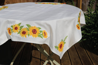 Trimits Tablecloth Embroidery Kit - Sunflowers